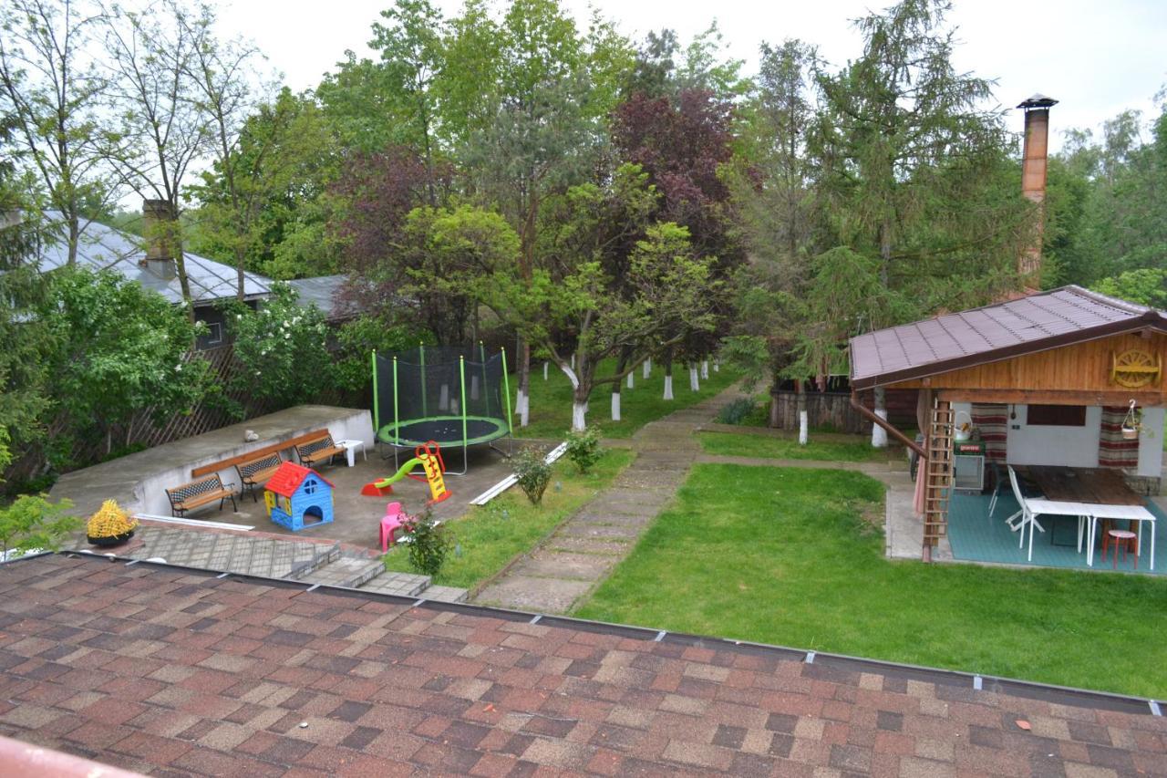Villa Siret Sendreni Luaran gambar